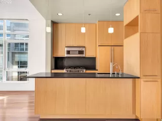 Photo #1: 22372476 Listing