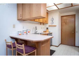 Photo #5: 22374138 Listing 