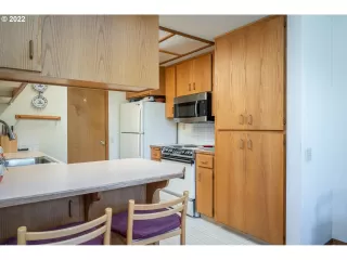Photo #6: 22374138 Listing 