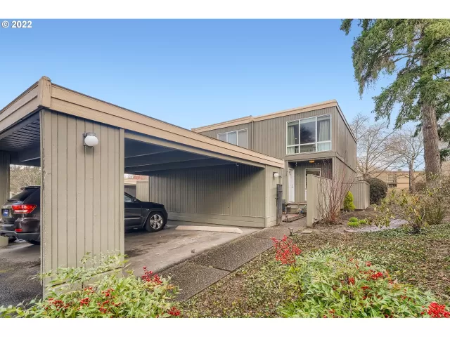 MLS: 22374526 Condo For Sale