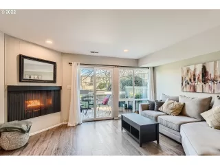 Photo #4: 22374526 Listing 
