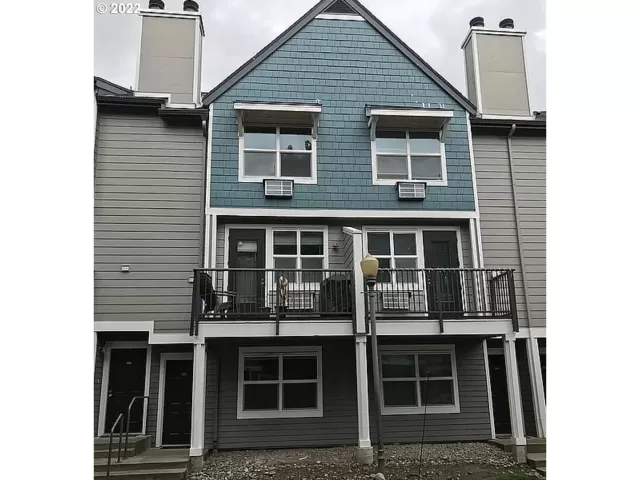 MLS: 22374843 Condo For Sale