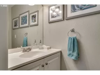 Photo #4: 22375326 Listing