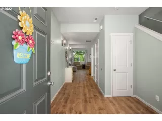 Photo #3: 22376329 Listing 