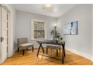 Photo #3: 22376375 Listing