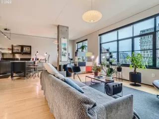 Photo #5: 22376386 Listing 