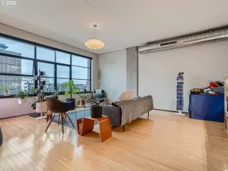 Photo #6: 22376386 Listing 