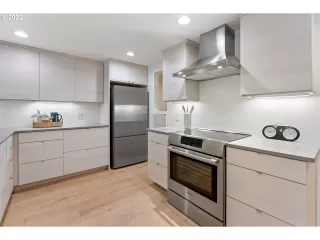 Photo #1: 22376523 Listing 