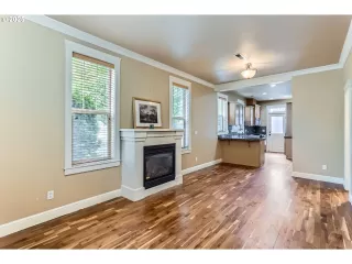 Photo #3: 223769058 Listing 