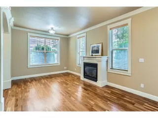 Photo #6: 223769058 Listing 