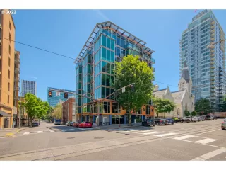 Photo #2: 22377056 Listing