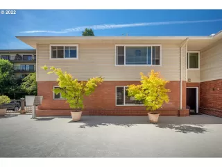 Click for more information on MLS # 22377079 : 2359 SW CEDAR ST 1 More Details about MLS # 22377079 : 2359 SW CEDAR ST 1