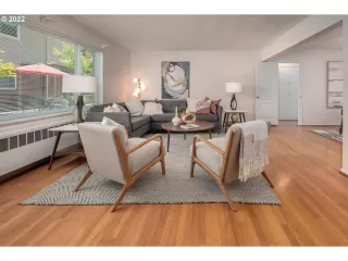 Photo #2: 22377079 Listing