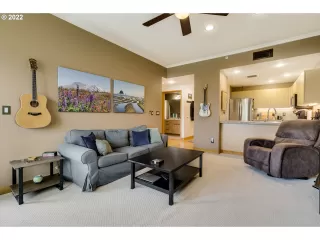 Photo #4: 22377922 Listing 