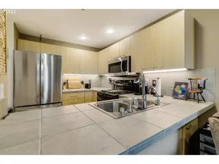 Photo #5: 22377922 Listing 