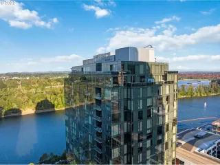 Photo #2: 22378208 Listing