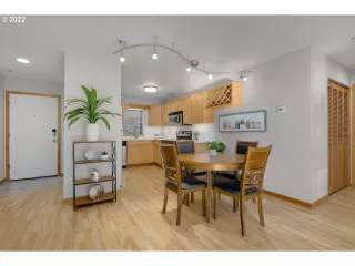 Photo #1: 22378349 Listing