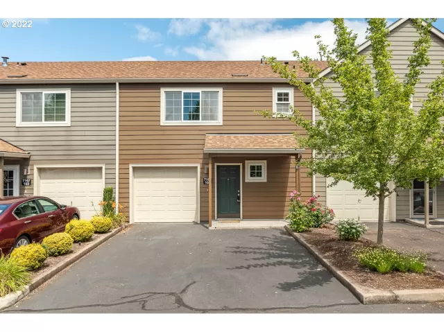 MLS: 22380392 Condo For Sale