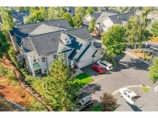 Photo #2: 22382003 Listing 