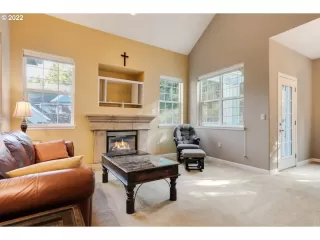 Photo #4: 22382003 Listing 