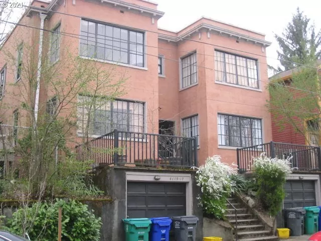 MLS: 22382684 Condo For Sale