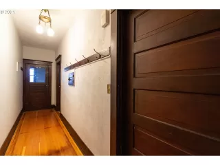 Photo #3: 22382684 Listing