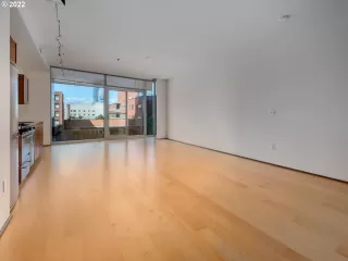 Photo #4: 22382766 Listing 