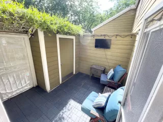 Photo #4: 22384049 Listing