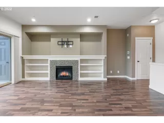 Photo #1: 22384466 Listing