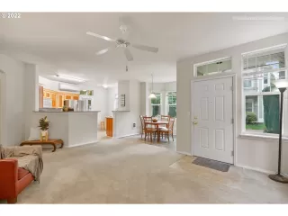 Photo #2: 22385976 Listing