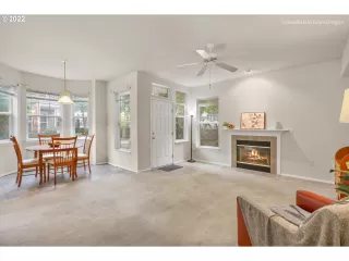 Photo #3: 22385976 Listing