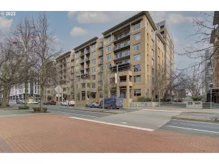 Photo #2: 22386550 Listing