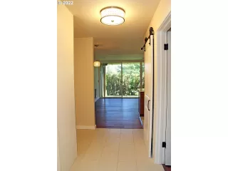 Photo #2: 22387647 Listing