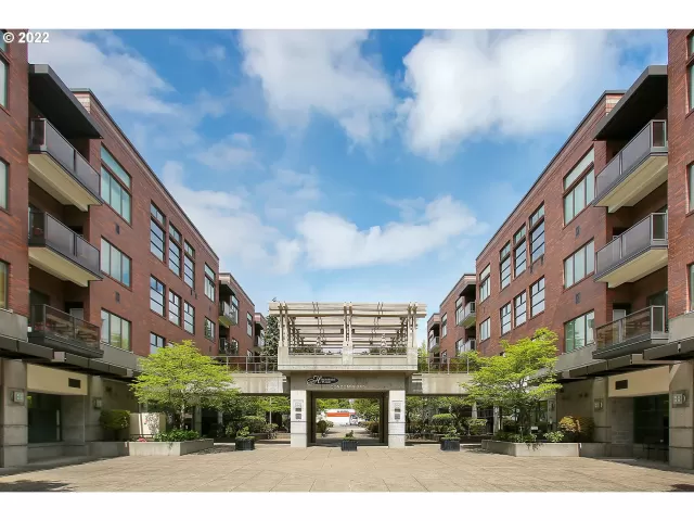 MLS: 22388504 Condo For Sale