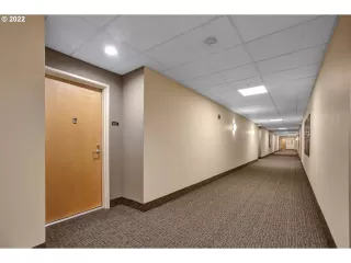 Photo #4: 22388504 Listing 