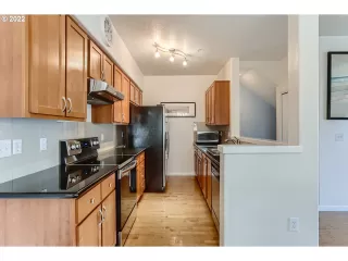 Photo #2: 22389267 Listing