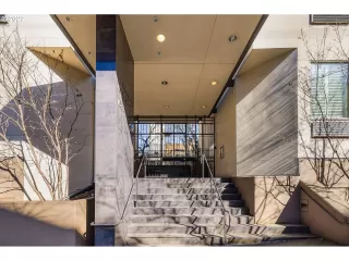 Photo #4: 22392344 Listing 