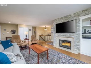 Photo #4: 22392416 Listing 