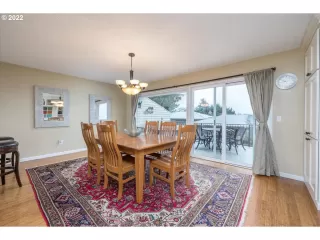 Photo #5: 22392416 Listing 