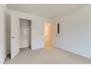 Photo #6: 22394815 Listing