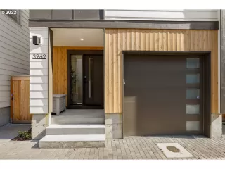 Photo #1: 22394975 Listing