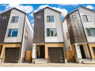 Photo #2: 22394975 Listing