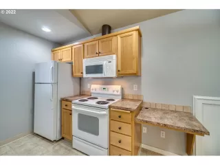 Photo #6: 22395151 Listing 