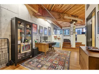 Photo #6: 22395931 Listing 