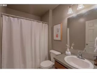 Photo #2: 22396431 Listing 