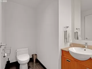 Photo #6: 22396980 Listing