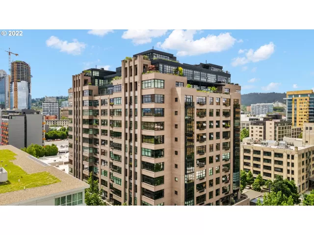 MLS: 22397248 Condo For Sale