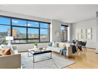 Photo #5: 22397248 Listing 