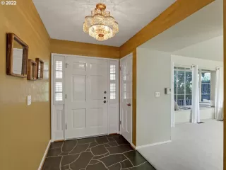 Photo #3: 22397319 Listing