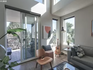 Photo #3: 22397675 Listing